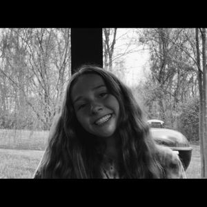 Meet your Posher, Ava